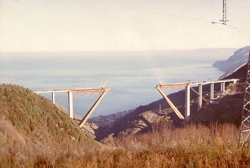 File:46SfalassaBridge.jpg