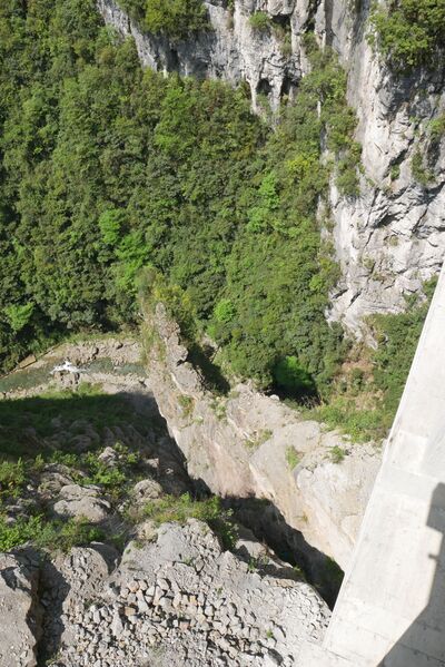 File:LiujiaheRockFin.JPG