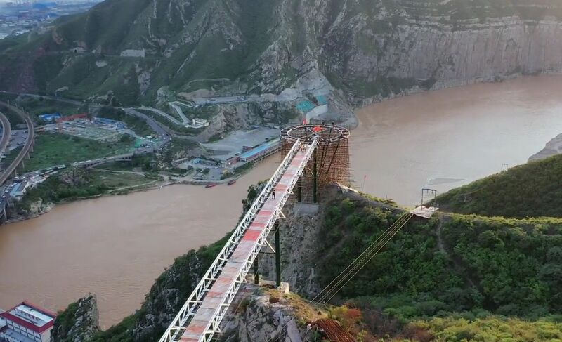 File:Longmenshan Glass Platform2.jpg