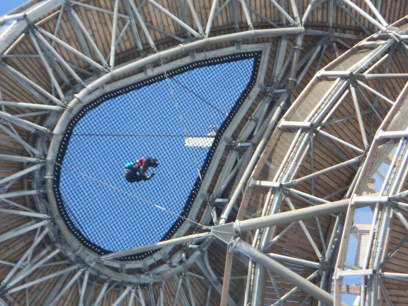 File:SkyWalk17.jpg