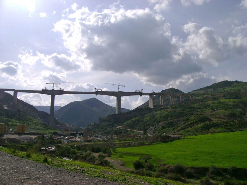 File:2BouiraOumrane@yahoo.frPanoramio.jpg