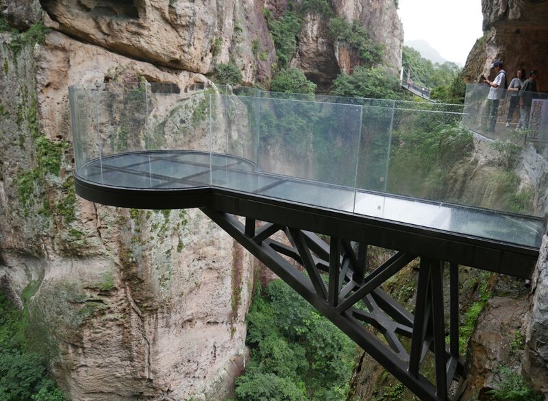 File:FangdongYandangGlassPlatformTruss.JPG