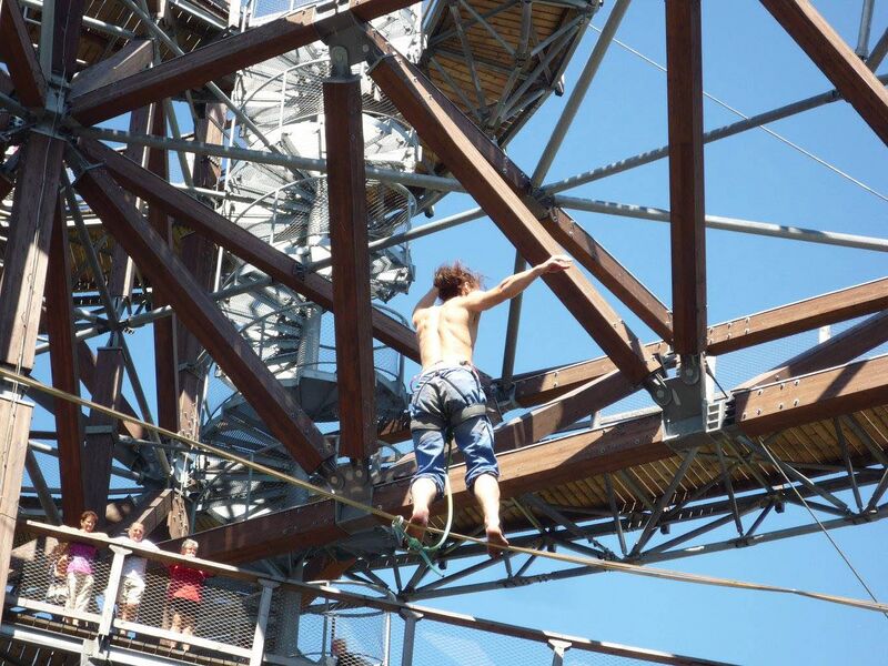 File:SkyWalk22.jpg