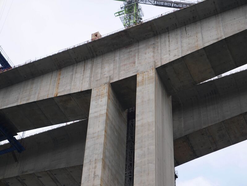 File:WeisheShaftTop.JPG