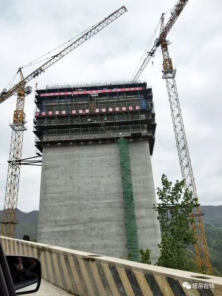 File:LaomianheTowerSky.jpeg
