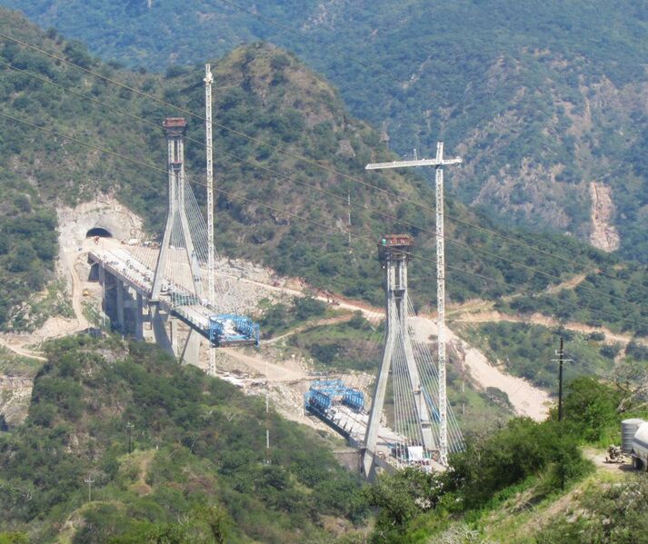 File:BaluarteTriada1.jpg