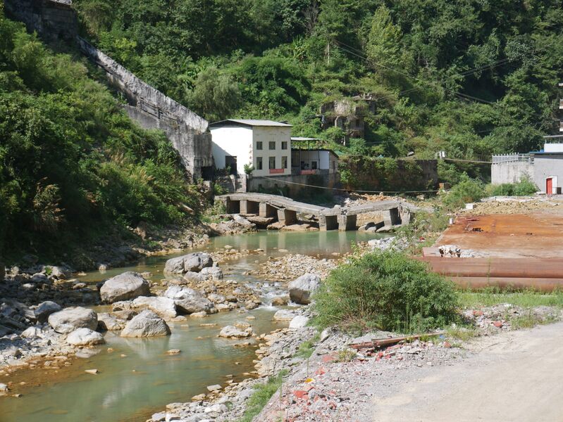 File:DongxiheOldBridge.JPG