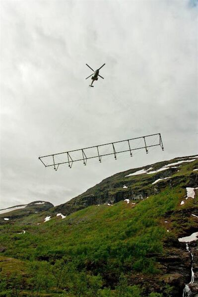 File:GorsabruaBridgeMove.jpg