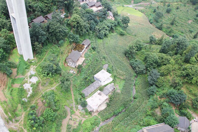 File:PuanNo.1Valley.jpg
