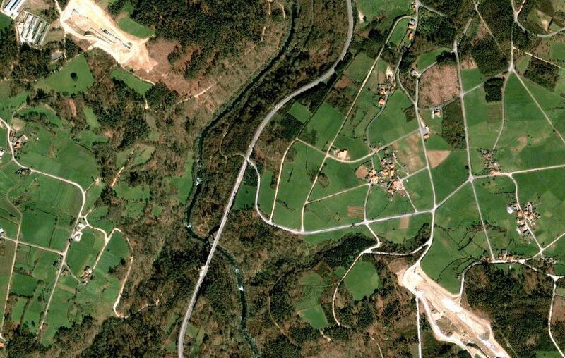 File:1DezaAerial.jpg