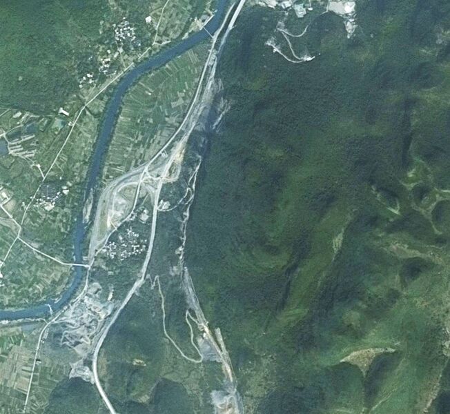 File:DubuBridge2Satellite.jpg