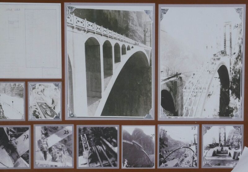 File:Tianzhushan Footbridge10.JPG