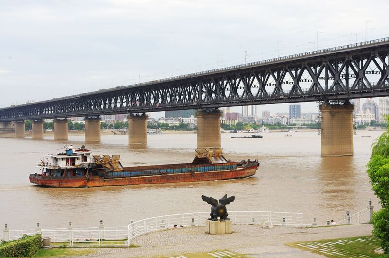 File:38WuhanYangtzebyRichard.jpg