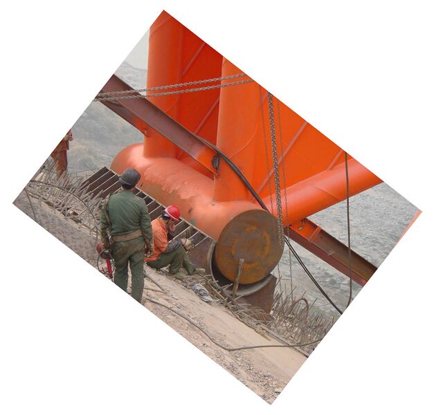 File:WushanYangtzeArchConstructionOpenGorge4.JPG