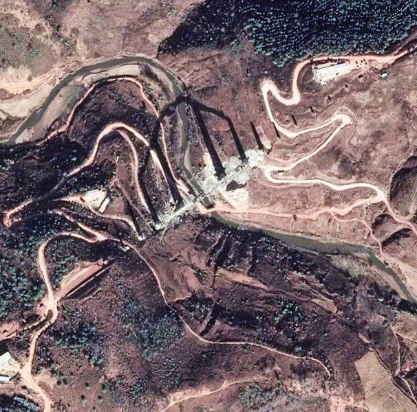 File:YinjiangheRailwaySatellite.jpg