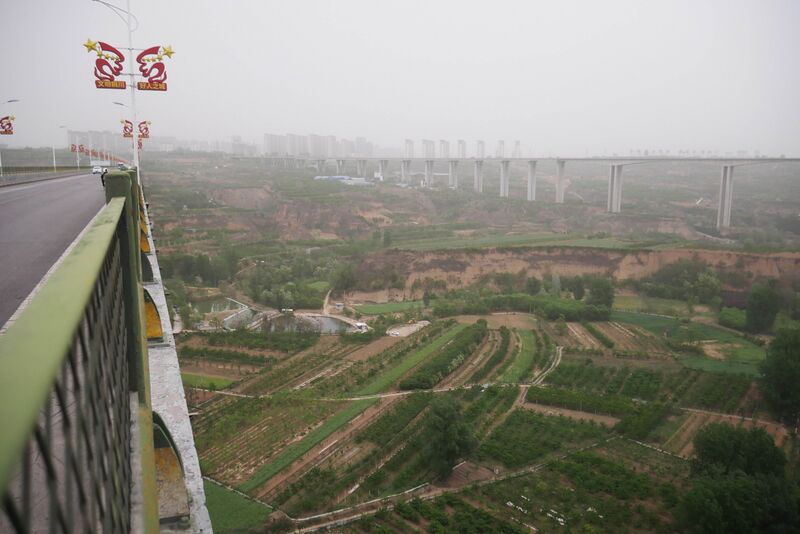 File:Yuhuangge Edge.JPG