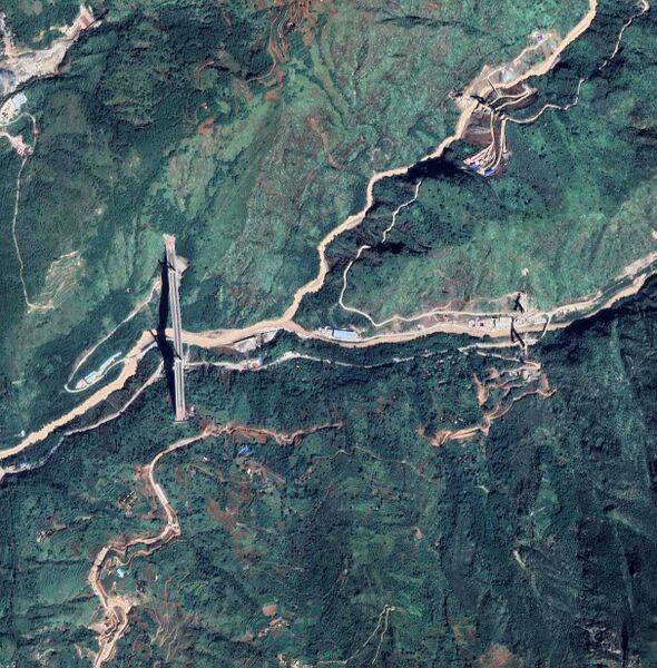 File:QiaomaidiheS303SatelliteWide.jpg