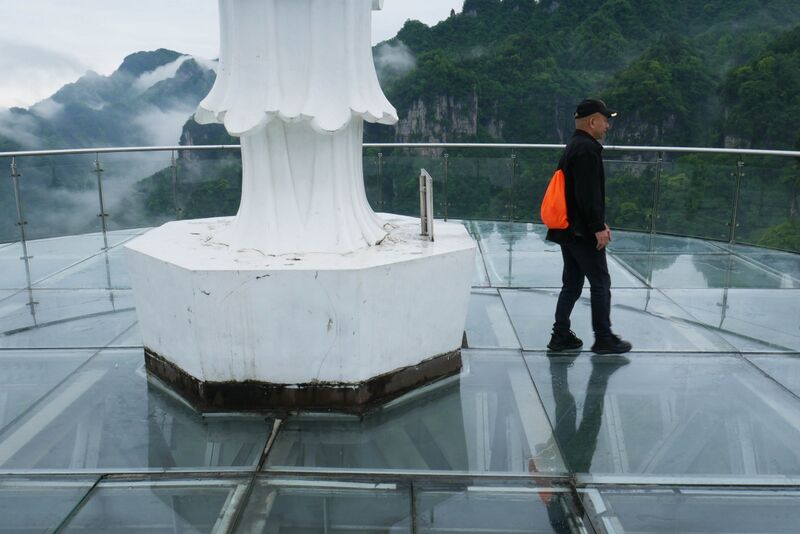 File:Qingjiang FangshanStatueCenter.JPG