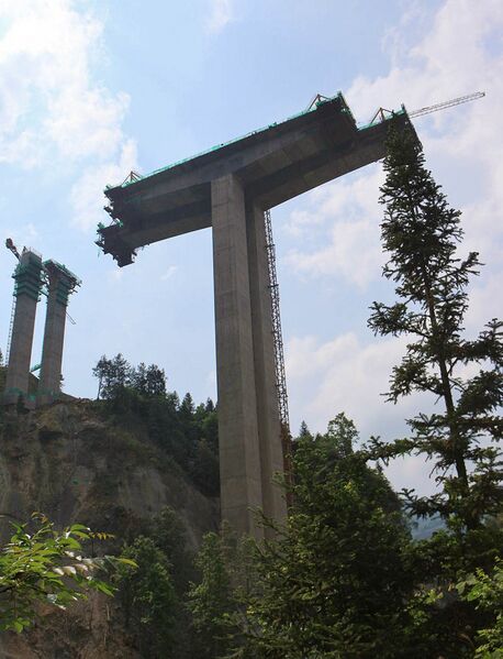 File:Kuangjia'aoPier.JPG