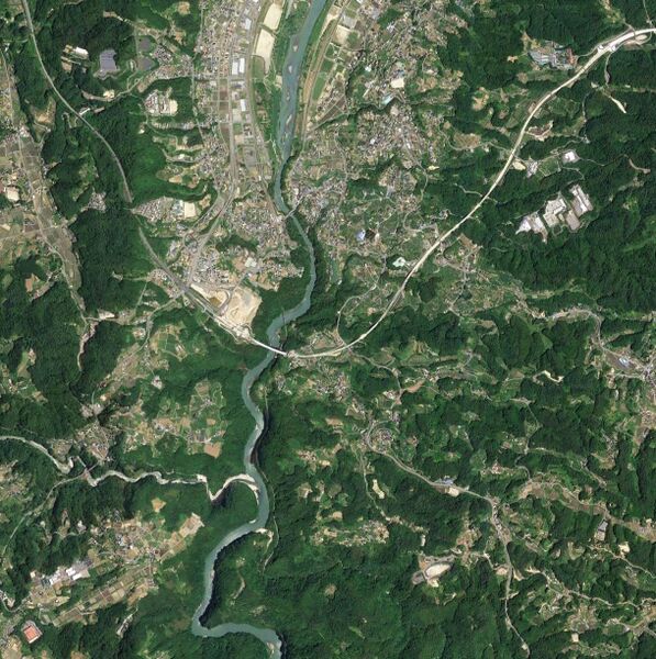 File:TenryukyoSatelliteWide.jpg