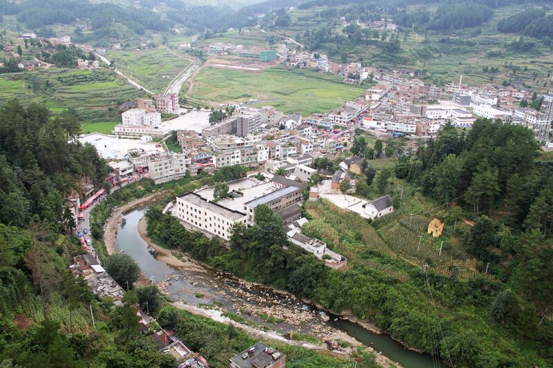 File:ZhongpingRiverView.JPG