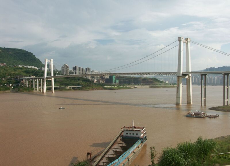 File:Wanzhou2ndBridge&Yangtze.jpg
