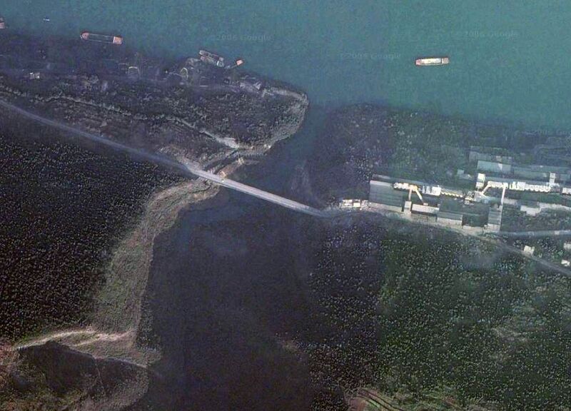 File:ForestParkCloseSatellite.jpg
