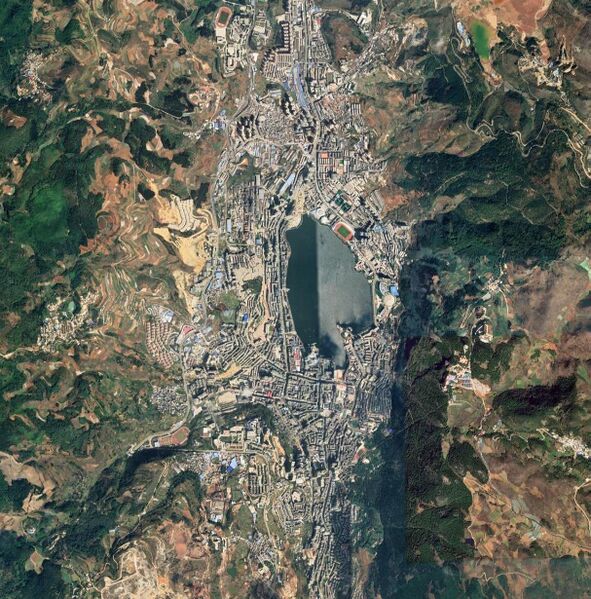 File:LaoyinshanGlassSatelliteWide.jpg