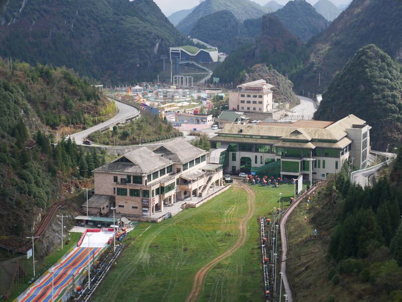 File:Liupanshui MeihuashanLodge3.JPG