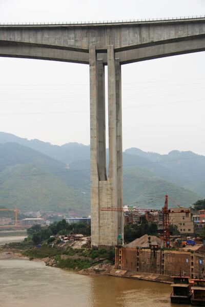 File:TuchengPier&River.jpg