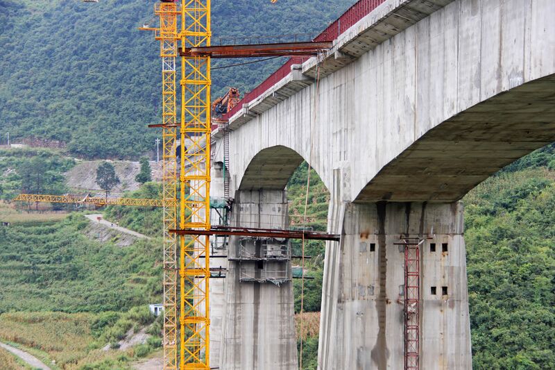File:YangliuheRailwayLonglensBeam.jpg