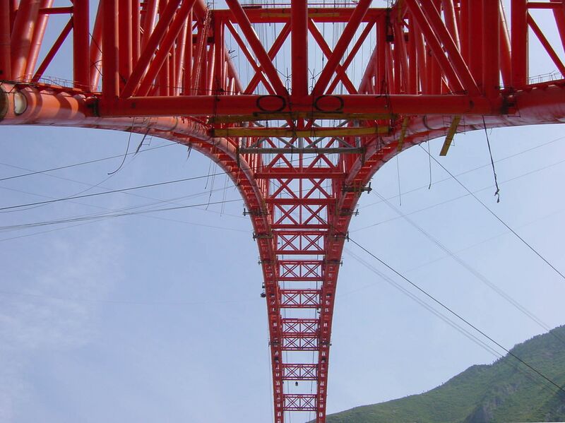 File:WushanYangtzeArchConstructionOpenGorge3.jpg