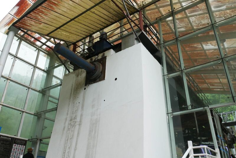 File:Qingjiang FangshanRopewayAnchor.JPG