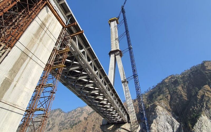 File:AnjikhadRailwayTowerSky.jpg