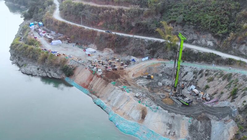 File:Longjiang Bridge MangliangFoundation.jpg
