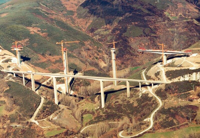 File:SampronAerialTowers.jpg