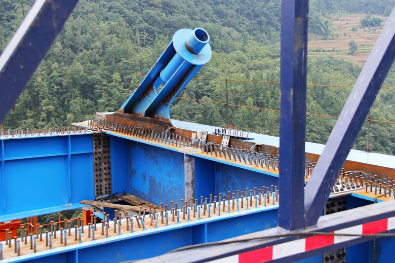 File:WujiangYuqingBlueBeam&Socket.jpg