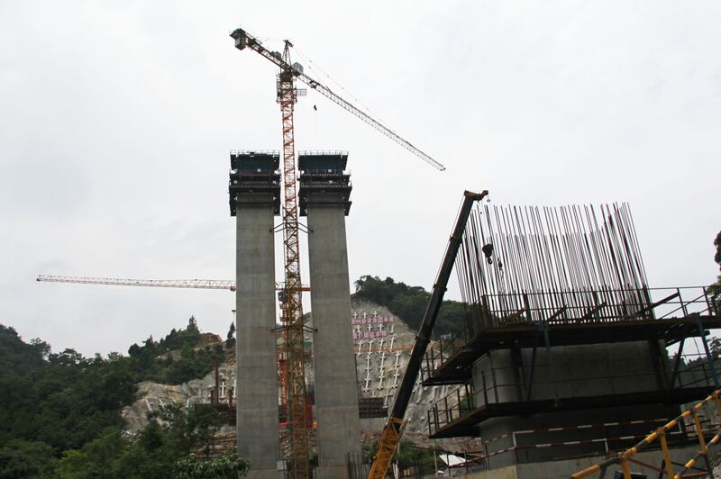 File:Wujiang Bridge MeishiTowerConsView.JPG