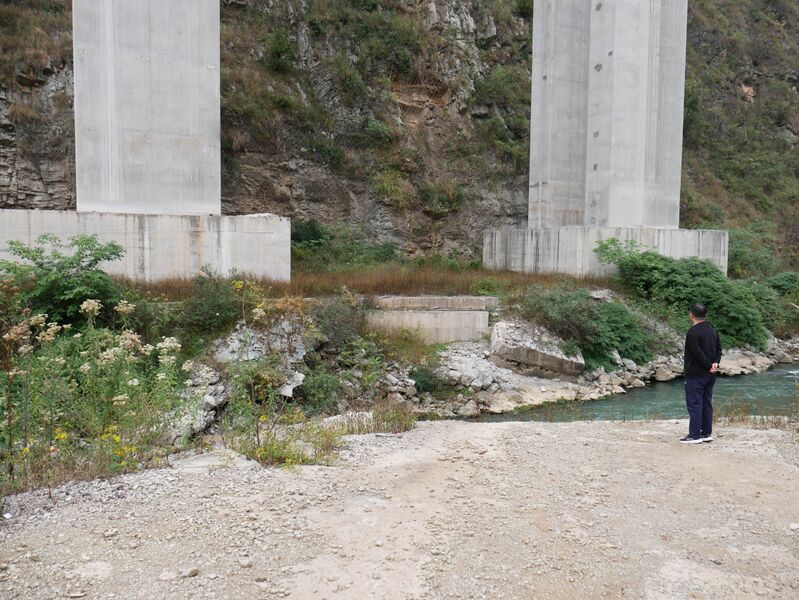 File:FaxiangheFoundation.JPG