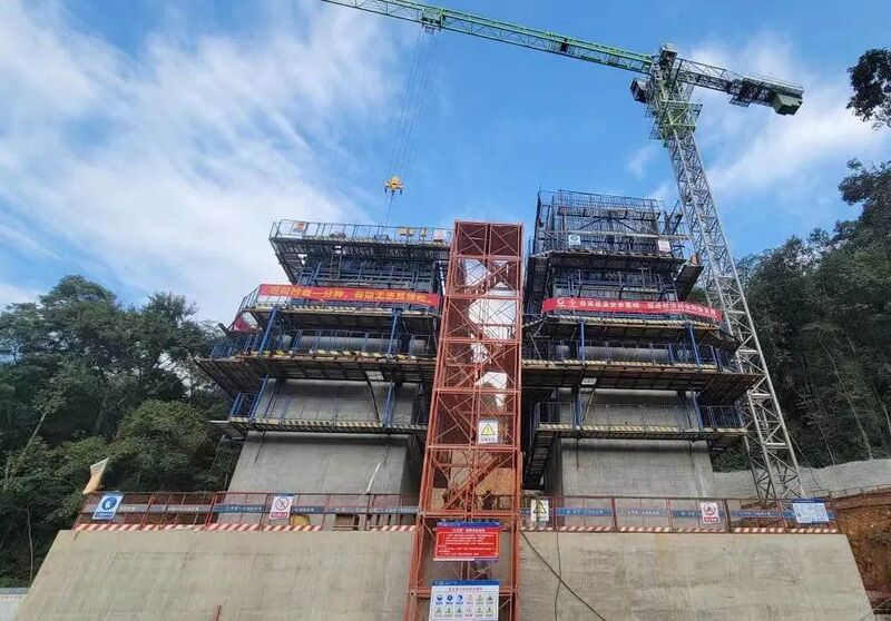 File:LeiweiFoundation.jpg