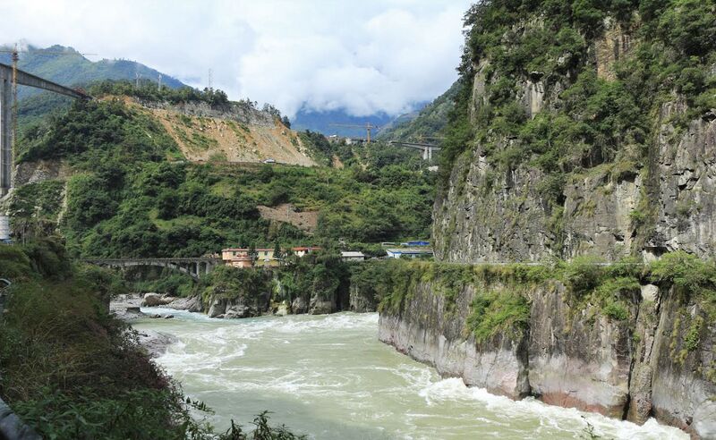 File:DaduheTianwanBeamBridges.jpg