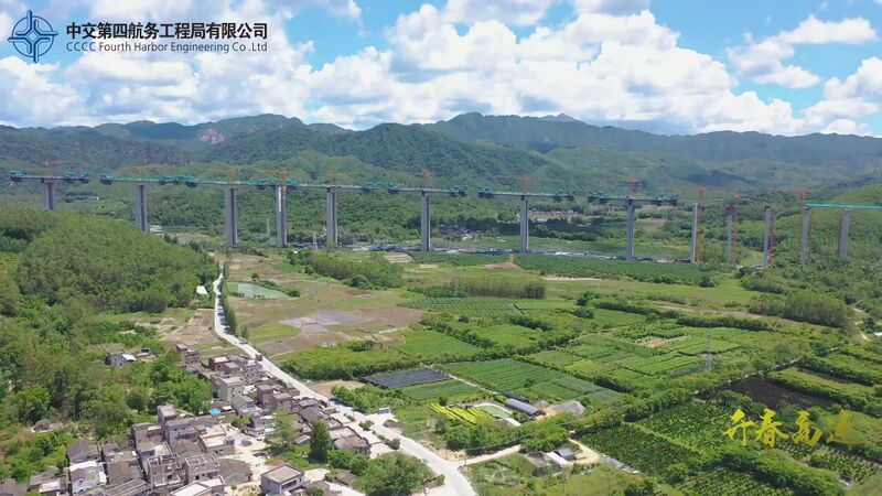 File:Hongqi Bridge's strange span.jpg