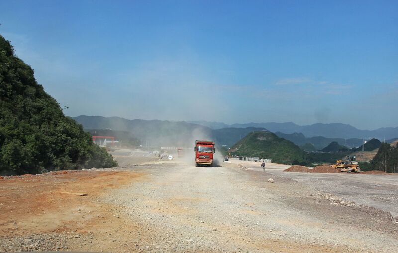 File:MalingheFenglinApproachRoad.JPG