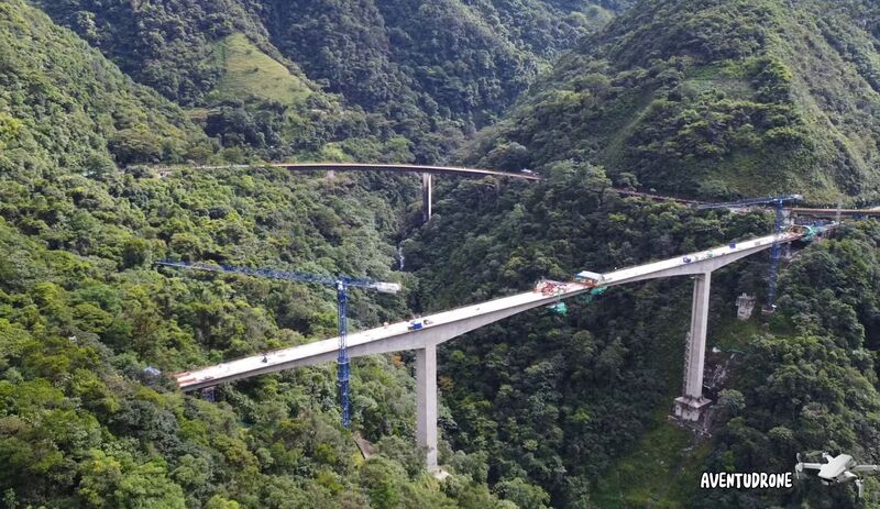 File:Viaducto ChirajaraBeams.jpg