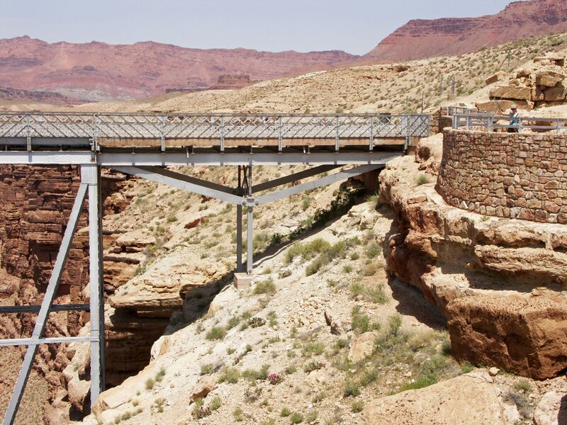 File:NavajoBridge130.jpg