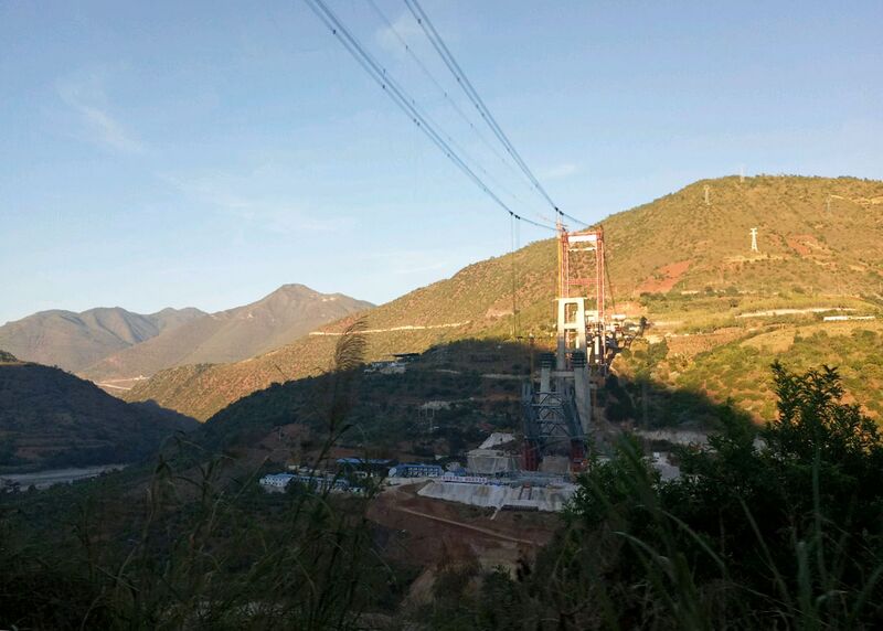 File:NujiangHighlineWireSky.jpg