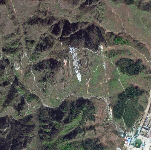 File:ShilingxiaGlassSatellite.jpg