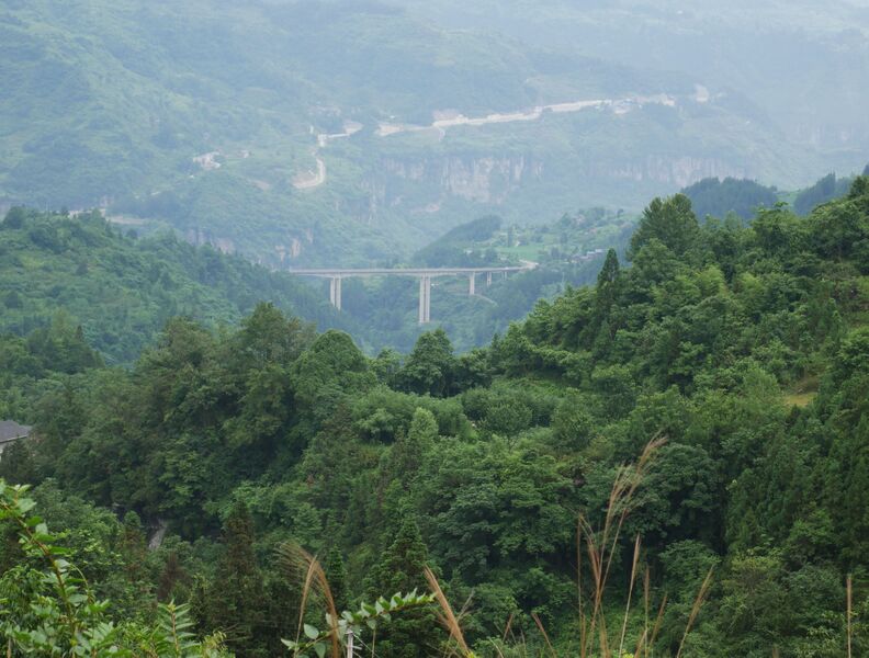 File:PingtanheFar.JPG
