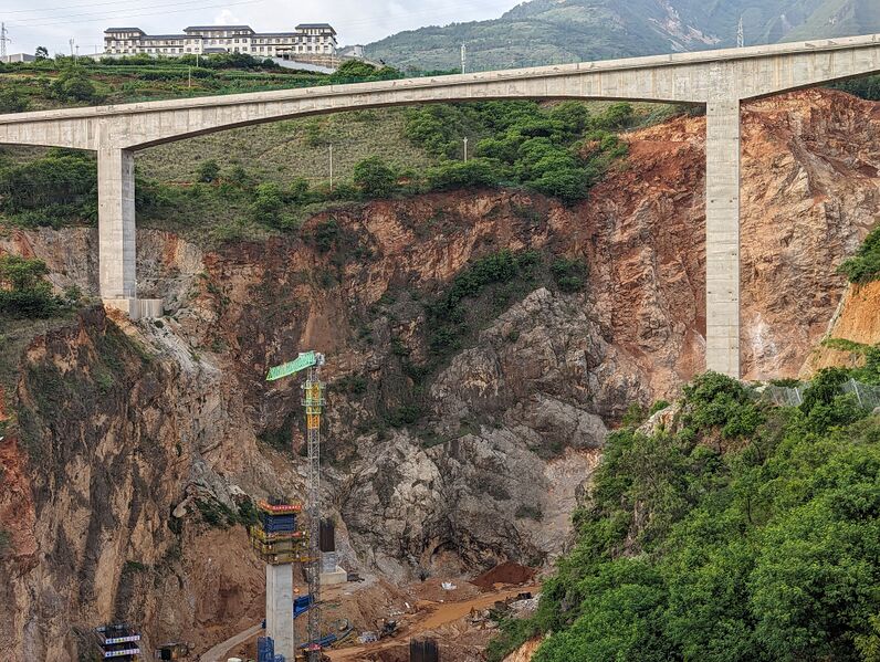 File:ShihuiyaogouS303.jpg