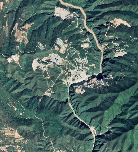 File:JingheDongzhuangDamSatelliteNewWide.jpg